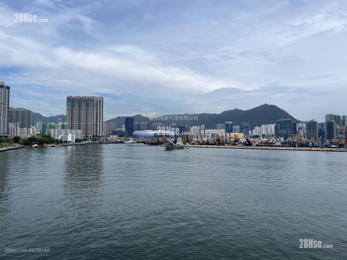 Laguna Verde Sell 4 Bedrooms , 3 Bathrooms 1,104 ft²