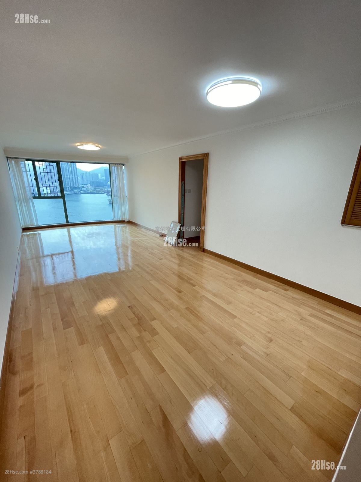 Laguna Verde Sell 4 Bedrooms , 3 Bathrooms 1,104 ft²