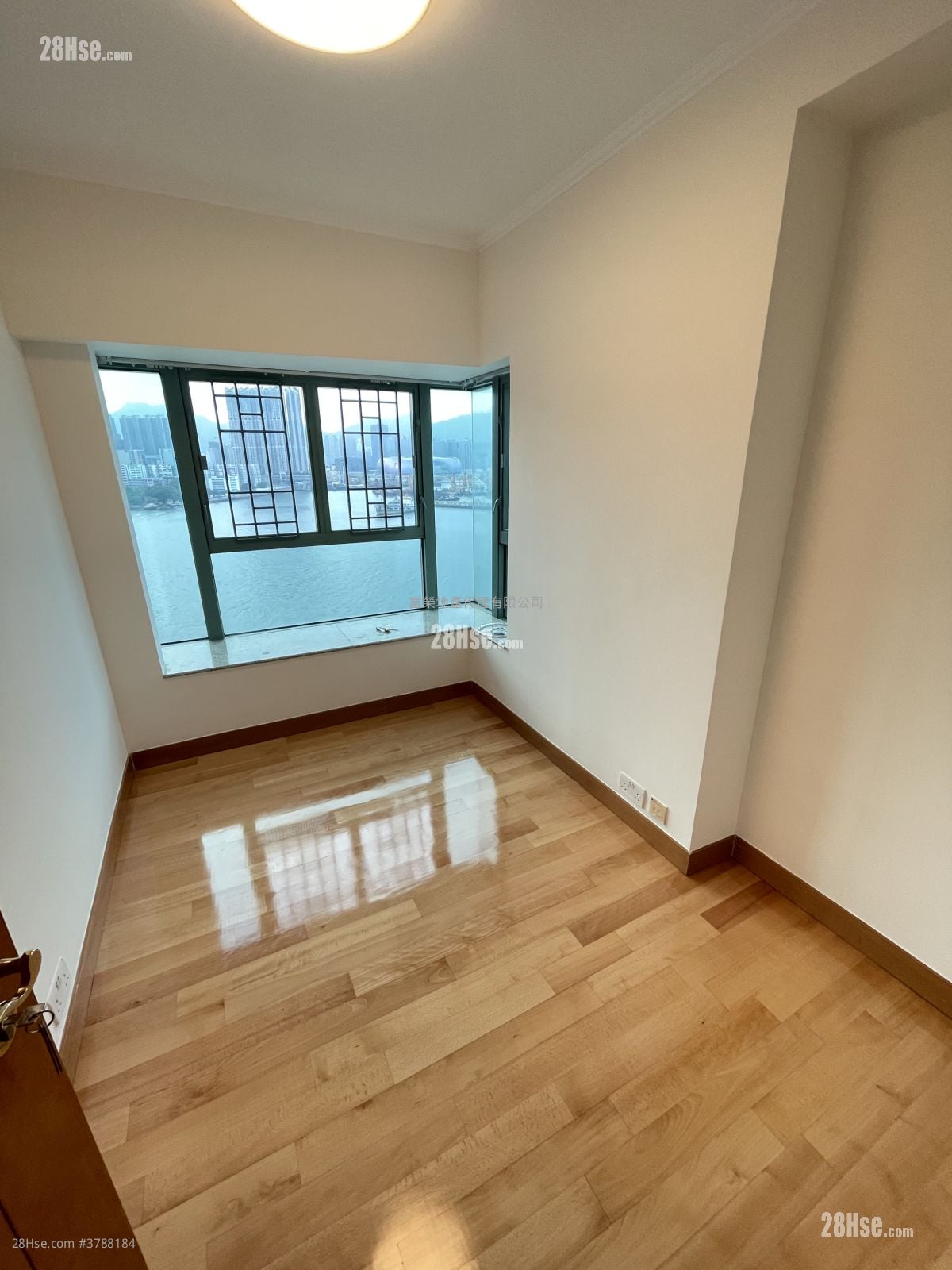 Laguna Verde Sell 4 Bedrooms , 3 Bathrooms 1,104 ft²