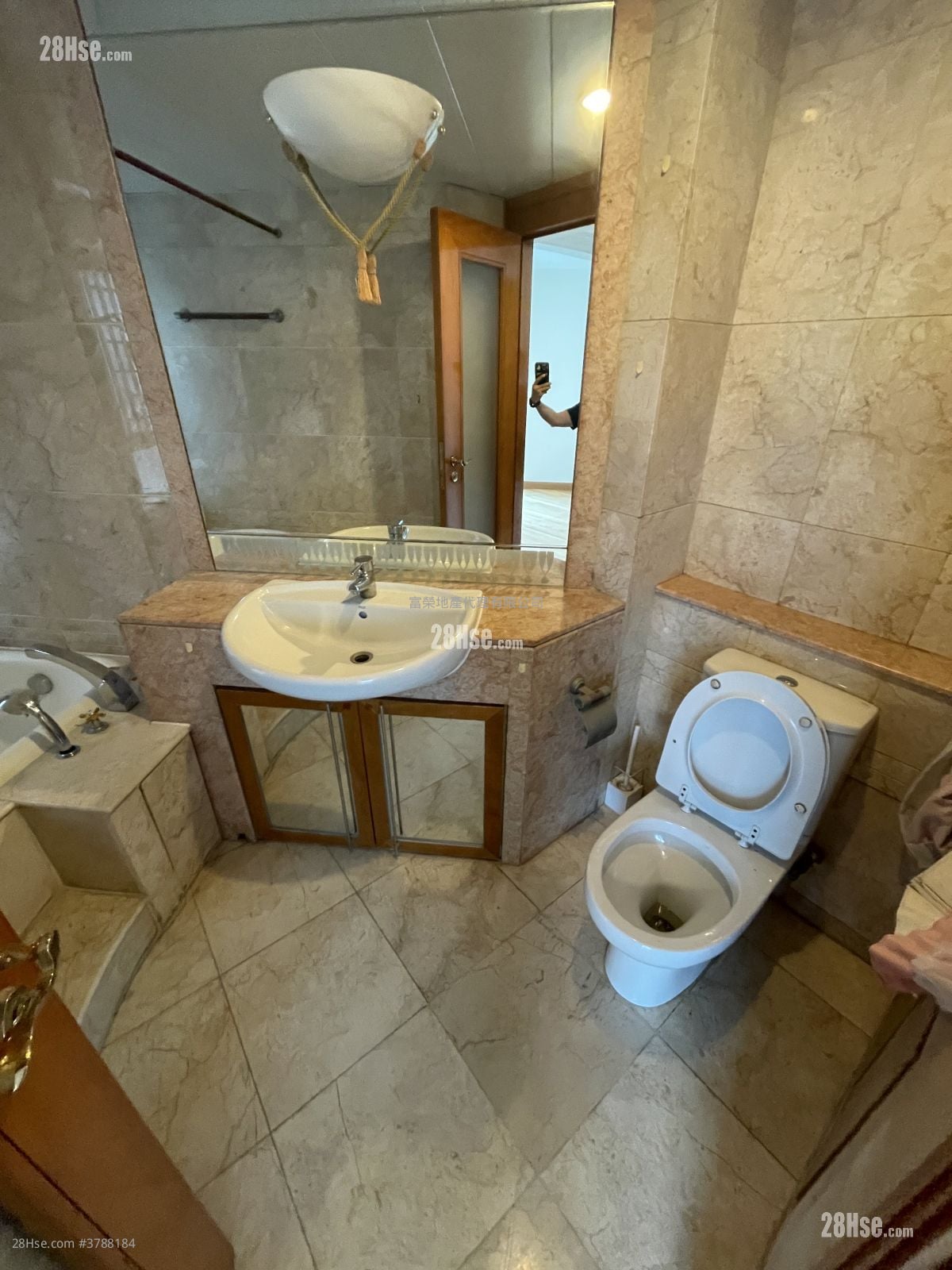 Laguna Verde Sell 4 Bedrooms , 3 Bathrooms 1,104 ft²