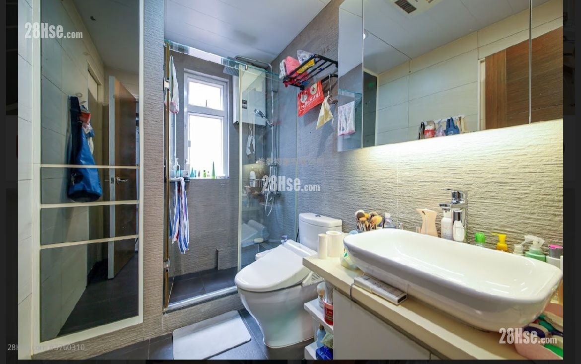 雅景台 售盘 3 房 , 2 浴室 1,035 平方尺