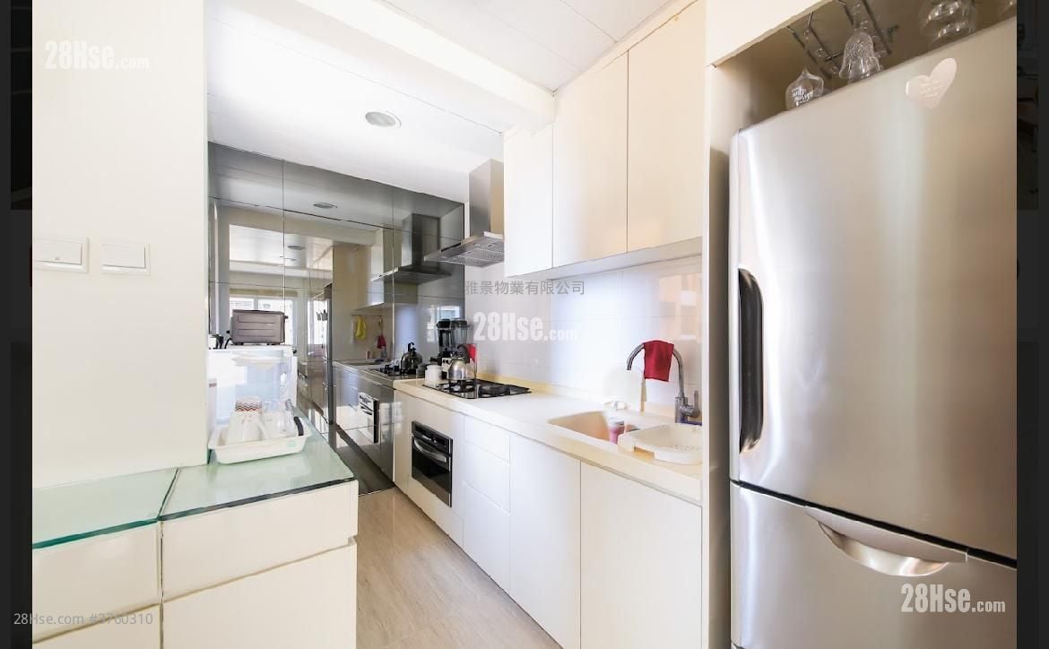 雅景台 售盘 3 房 , 2 浴室 1,035 平方尺