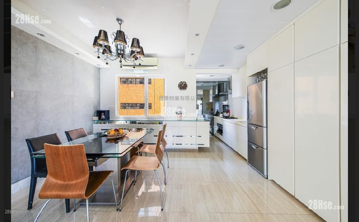 雅景台 售盘 3 房 , 2 浴室 1,035 平方尺