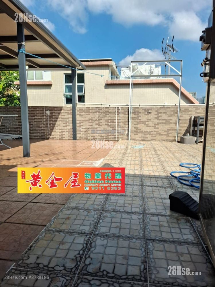 Village Sell 3 Bedrooms , 1 Bathroom