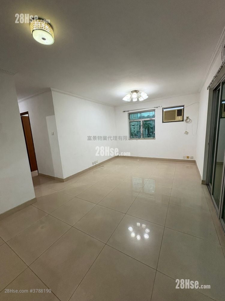Tuen Mun San Tsuen Rental 3 Bedrooms , 1 Bathroom 653 ft²