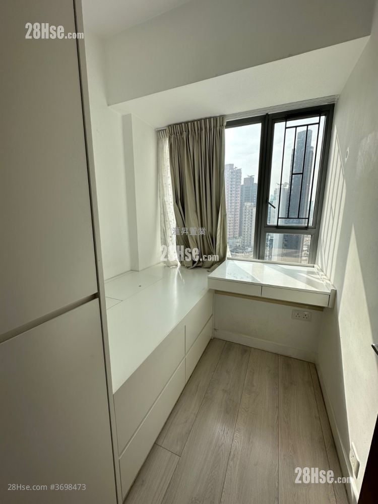 Billionnaire Avant Rental 3 Bedrooms , 2 Bathrooms 639 ft²