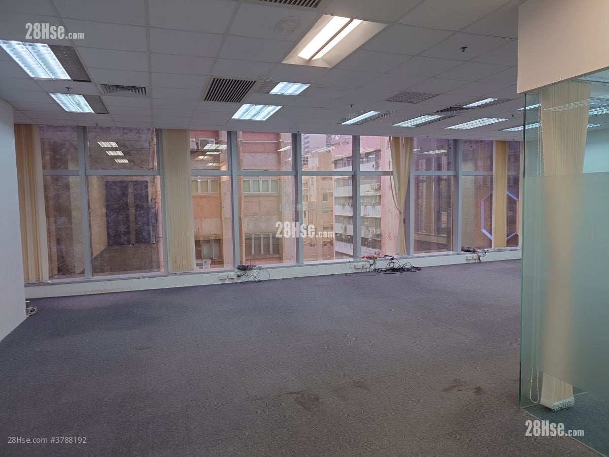 皇廷广场 租盘 1,300 平方尺