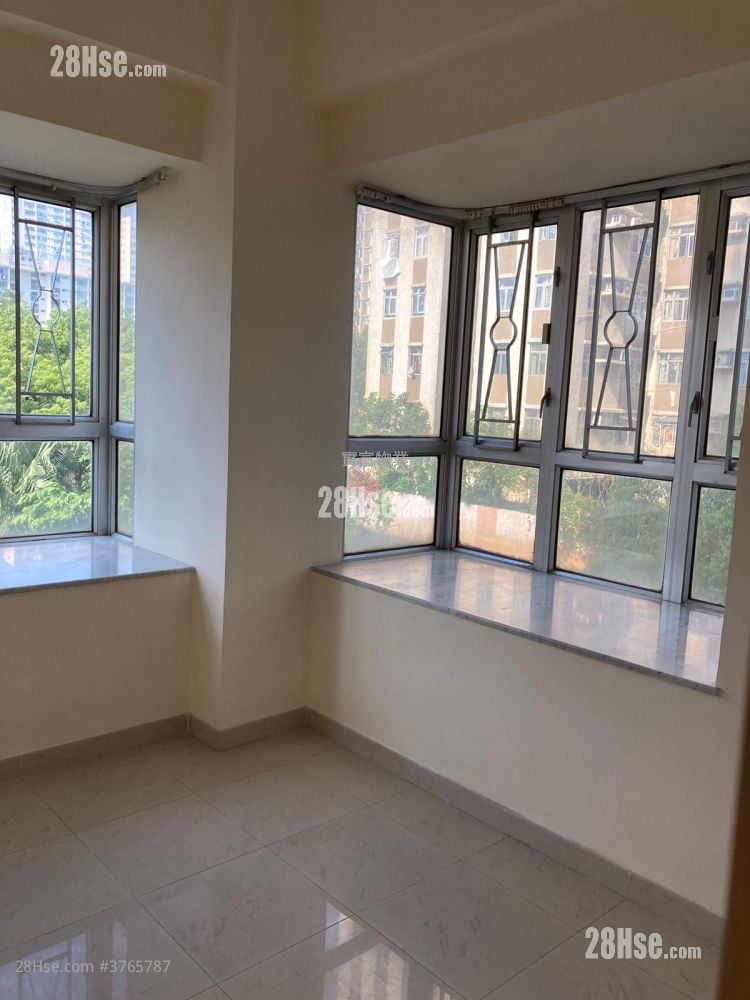 Tai Po Centre Rental 2 Bedrooms , 1 Bathroom 409 ft²