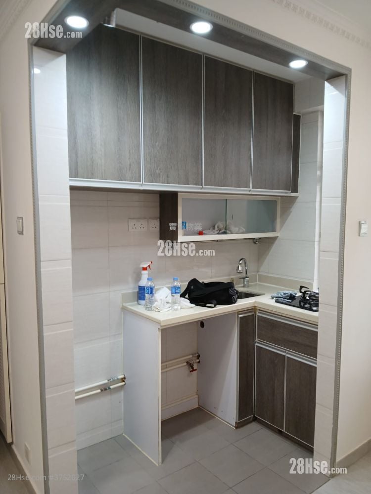 Jade Plaza Sell 1 Bedroom , 1 Bathroom 269 ft²