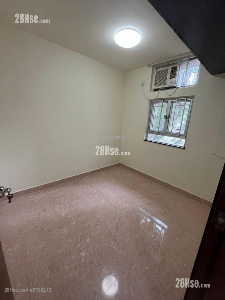 Choi Po Court Rental 438 ft²