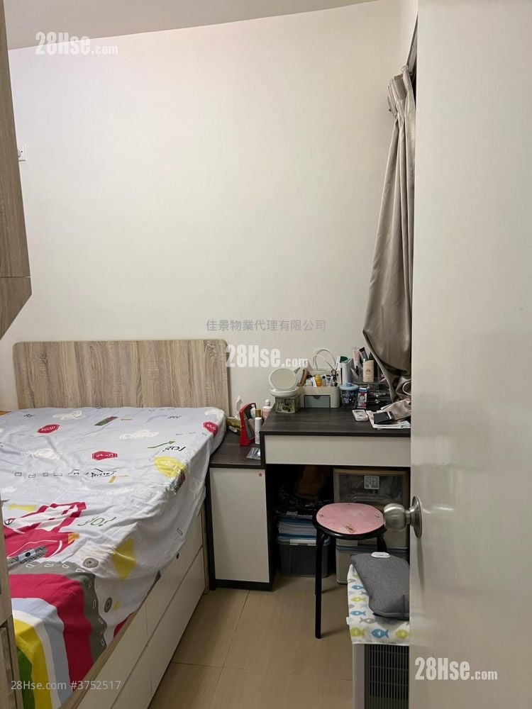 龍豐閣 售盤 3 房 , 1 浴室 440 平方呎