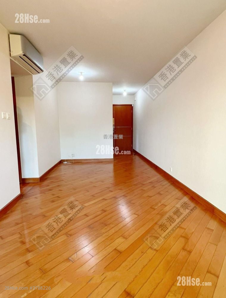 Park Island Sell 2 Bedrooms , 1 Bathroom 552 ft²