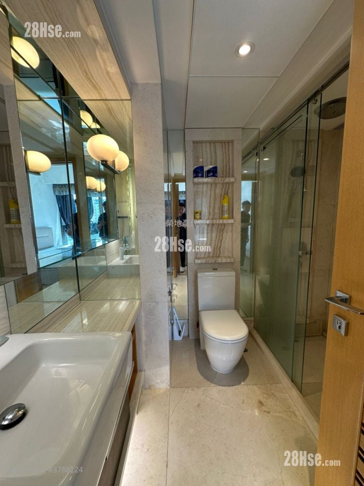 Macpherson Place Rental 1 Bedroom , 1 Bathroom 367 ft²