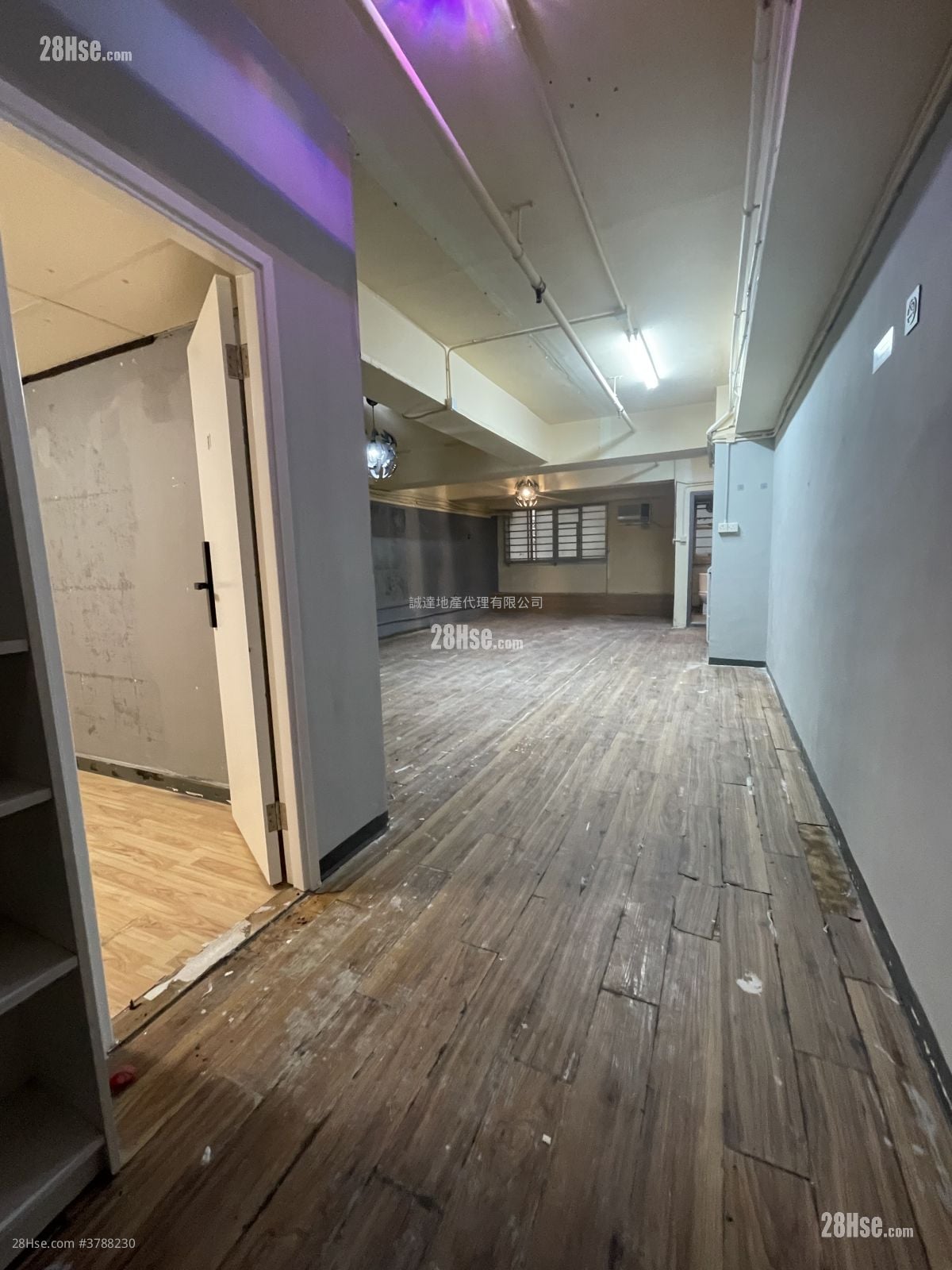 成业工业大厦 租盘