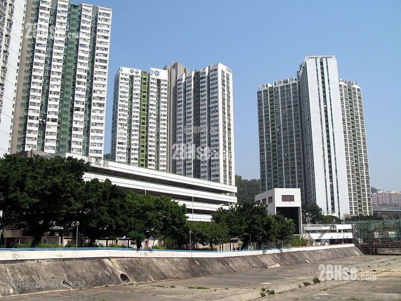 May Shing Court Sell 2 Bedrooms , 1 Bathroom 338 ft²