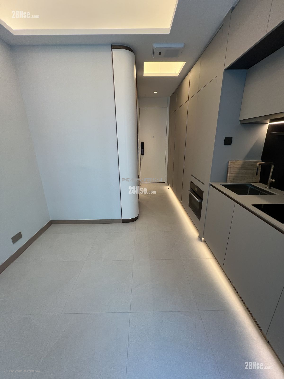 Baker Circle Greenwich Sell Studio , 1 Bathroom 212 ft²