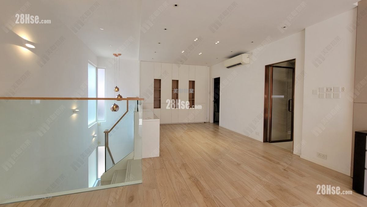 Sau Lai Garden Sell 5+ Bedrooms 2,655 ft²