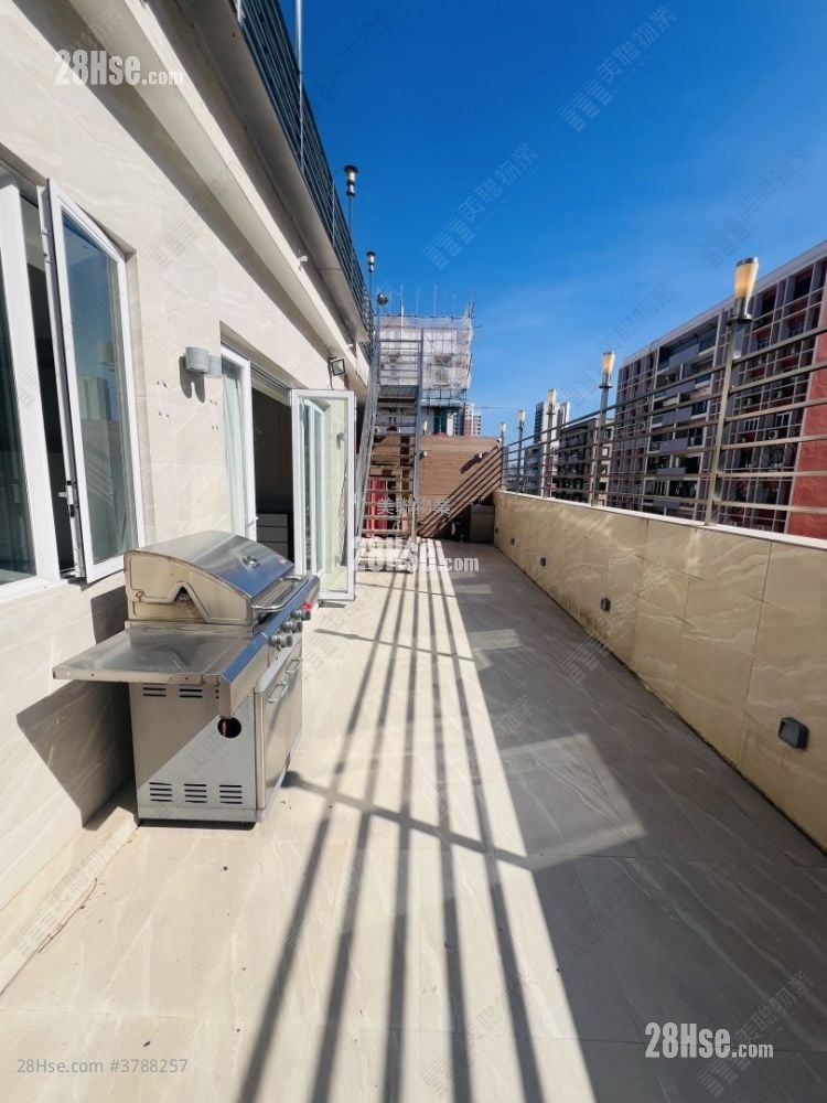 Sau Lai Garden Sell 5+ Bedrooms 2,655 ft²