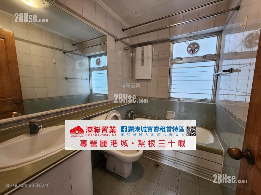 Laguna City Sell 3 Bedrooms , 2 Bathrooms 748 ft²