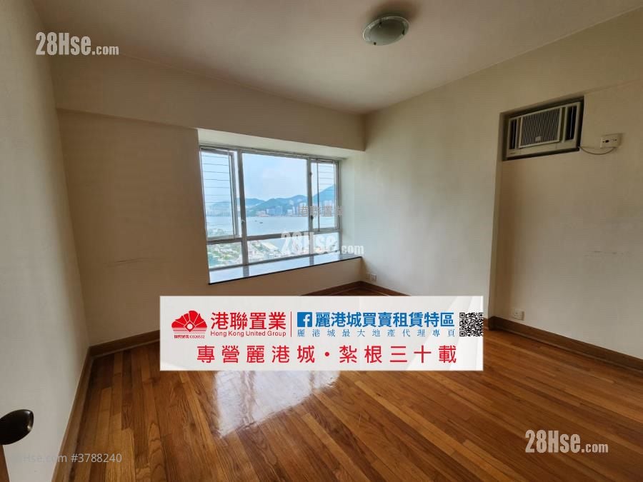 Laguna City Sell 3 Bedrooms , 2 Bathrooms 748 ft²