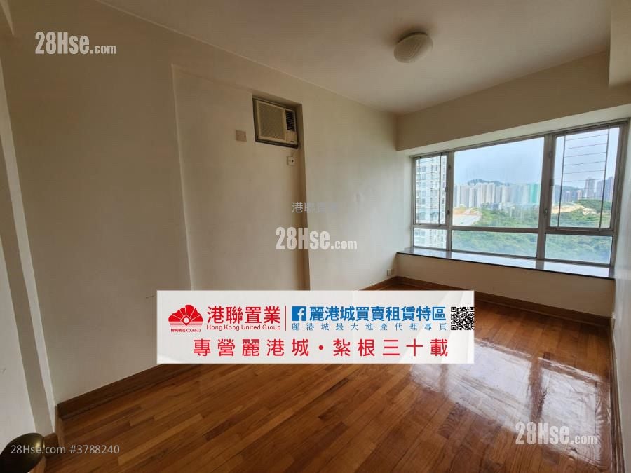 Laguna City Sell 3 Bedrooms , 2 Bathrooms 748 ft²