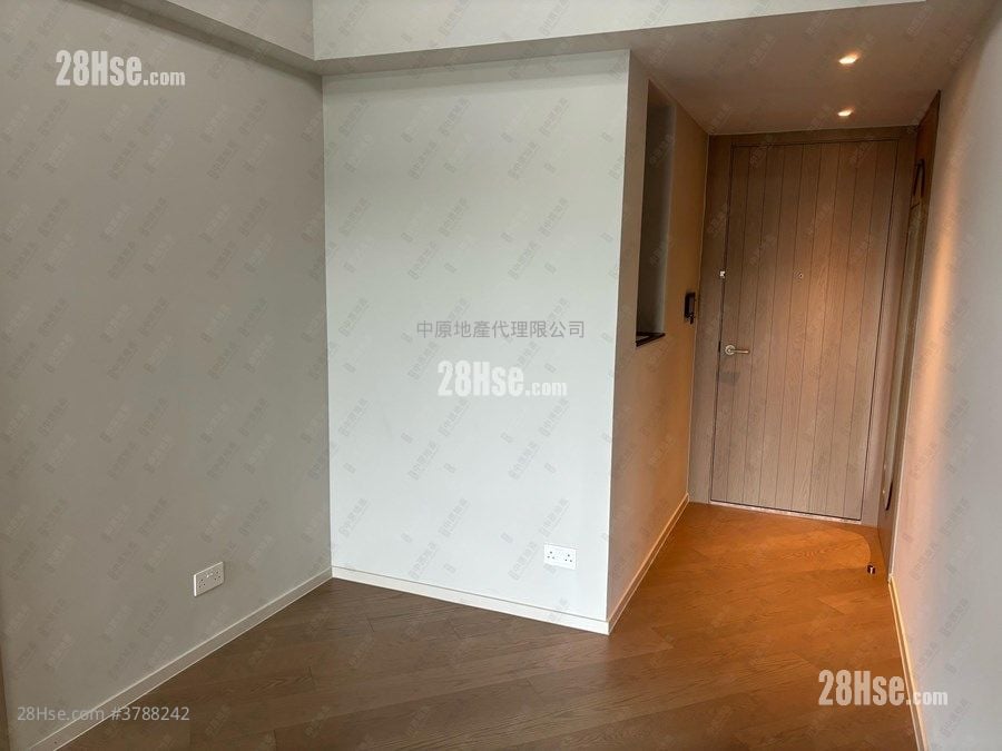 柏傲庄 售盘 2 浴室 660 平方尺