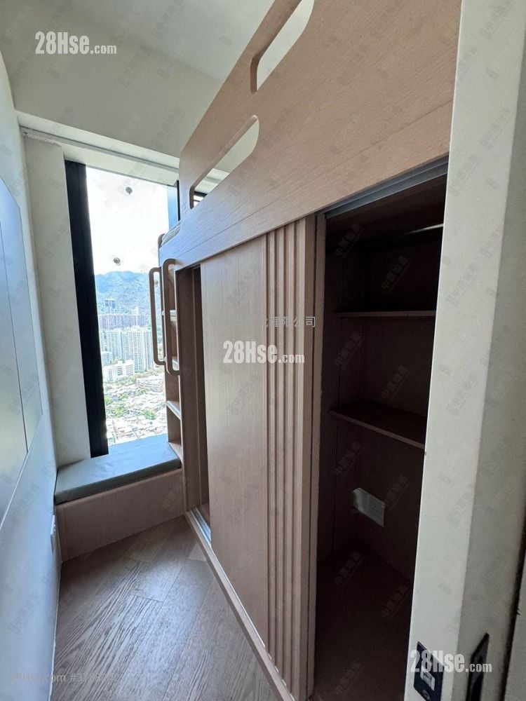 柏傲庄 售盘 2 浴室 660 平方尺