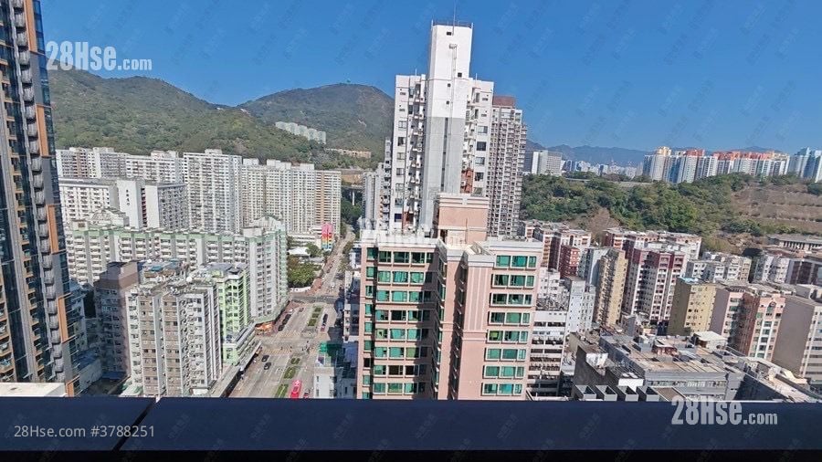 瑜悦 售盘 1 房 , 1 浴室 350 平方尺