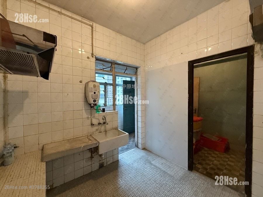 Bel-Air House Sell 3 Bedrooms , 2 Bathrooms 1,032 ft²