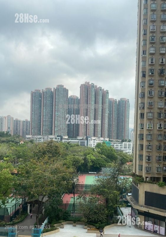 Tsing Yi Garden Sell 3 Bedrooms 547 ft²