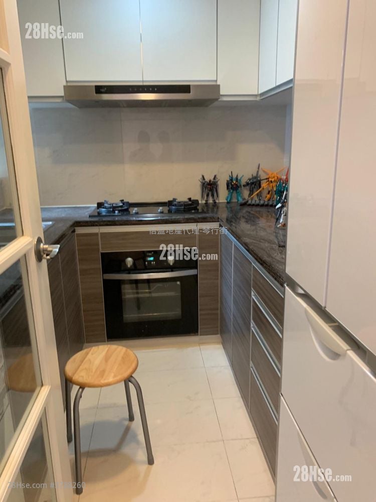 Island Place Sell 3 Bedrooms , 2 Bathrooms 746 ft²