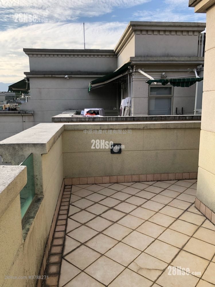 浅月湾 售盘 3 房 1,446 平方尺