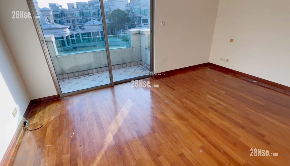 浅月湾 售盘 3 房 1,446 平方尺