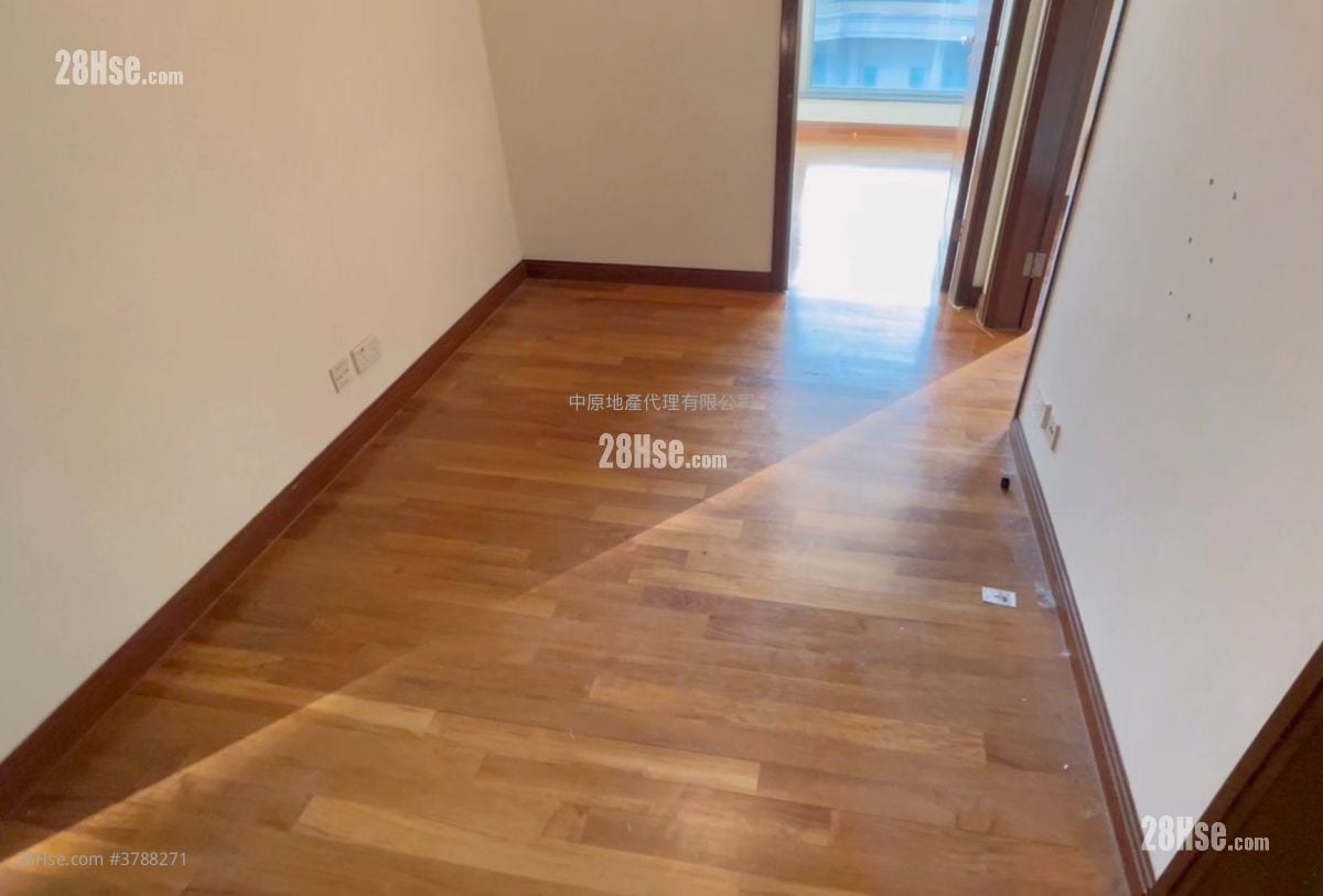 浅月湾 售盘 3 房 1,446 平方尺