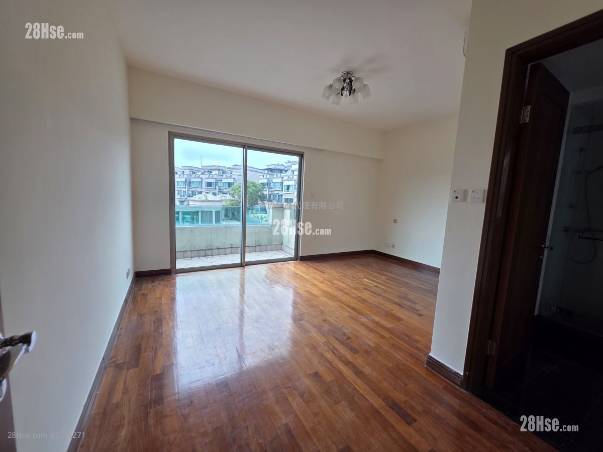 浅月湾 售盘 3 房 1,446 平方尺