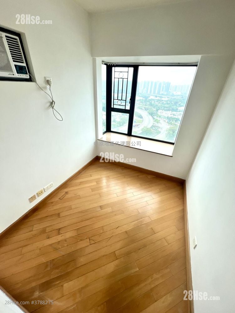 Villa By The Park Sell 2 Bedrooms , 1 Bathroom 398 ft²