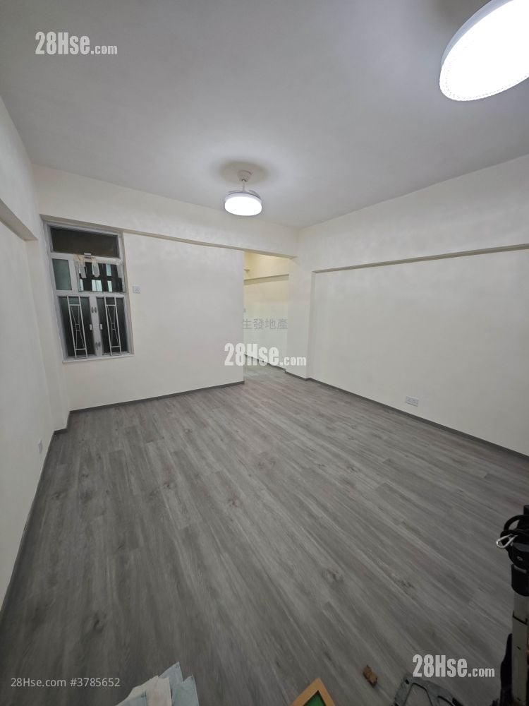 东诚大厦 租盘 2 房 , 1 浴室 421 平方尺