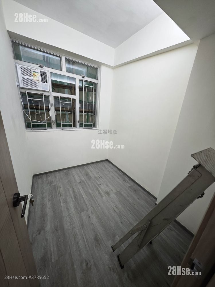 东诚大厦 租盘 2 房 , 1 浴室 421 平方尺