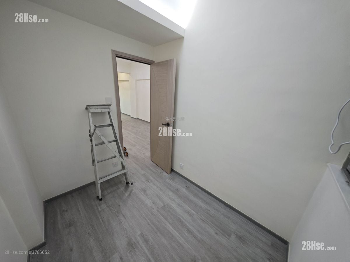 东诚大厦 租盘 2 房 , 1 浴室 421 平方尺