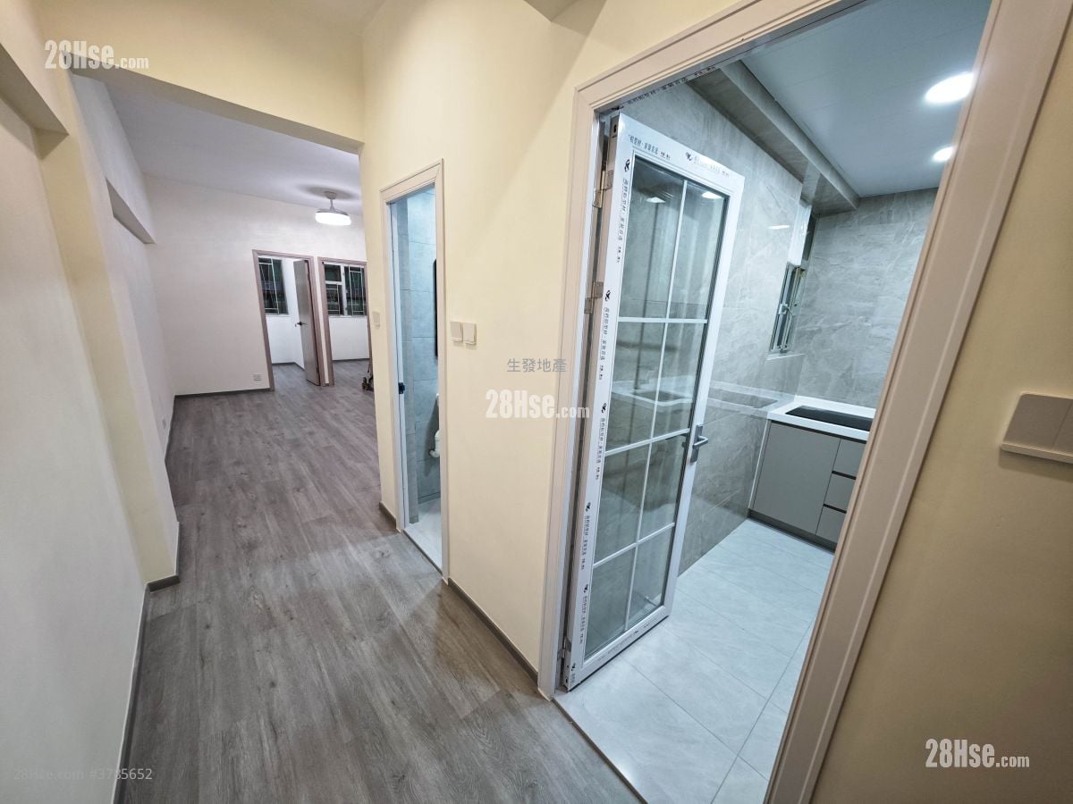 东诚大厦 租盘 2 房 , 1 浴室 421 平方尺