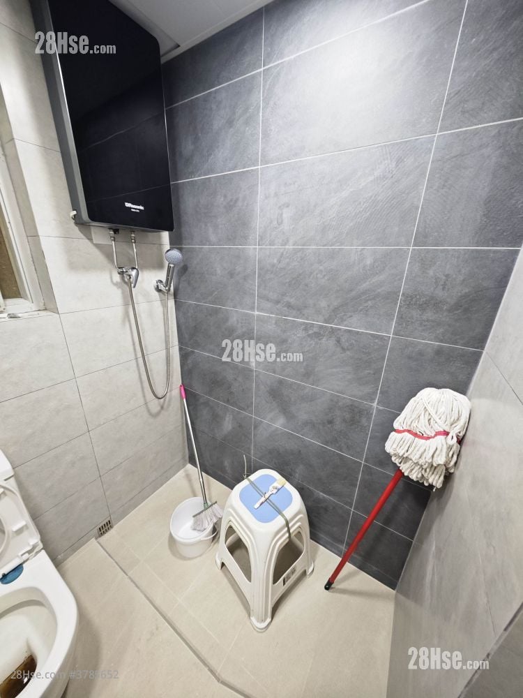 东诚大厦 租盘 2 房 , 1 浴室 421 平方尺