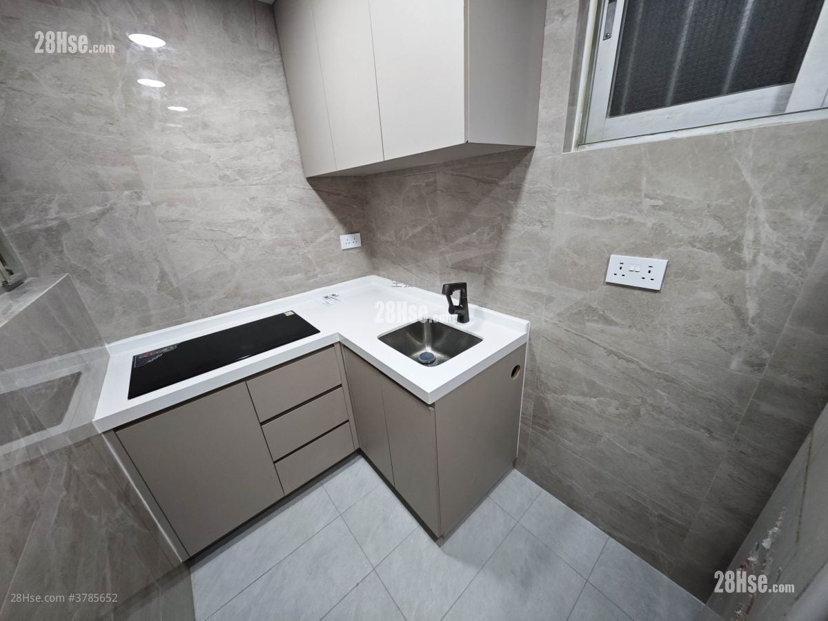 东诚大厦 租盘 2 房 , 1 浴室 421 平方尺