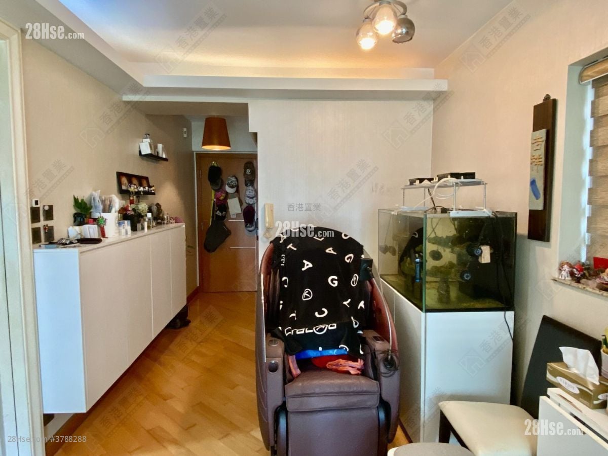 Park Island Sell 2 Bedrooms , 1 Bathroom 532 ft²