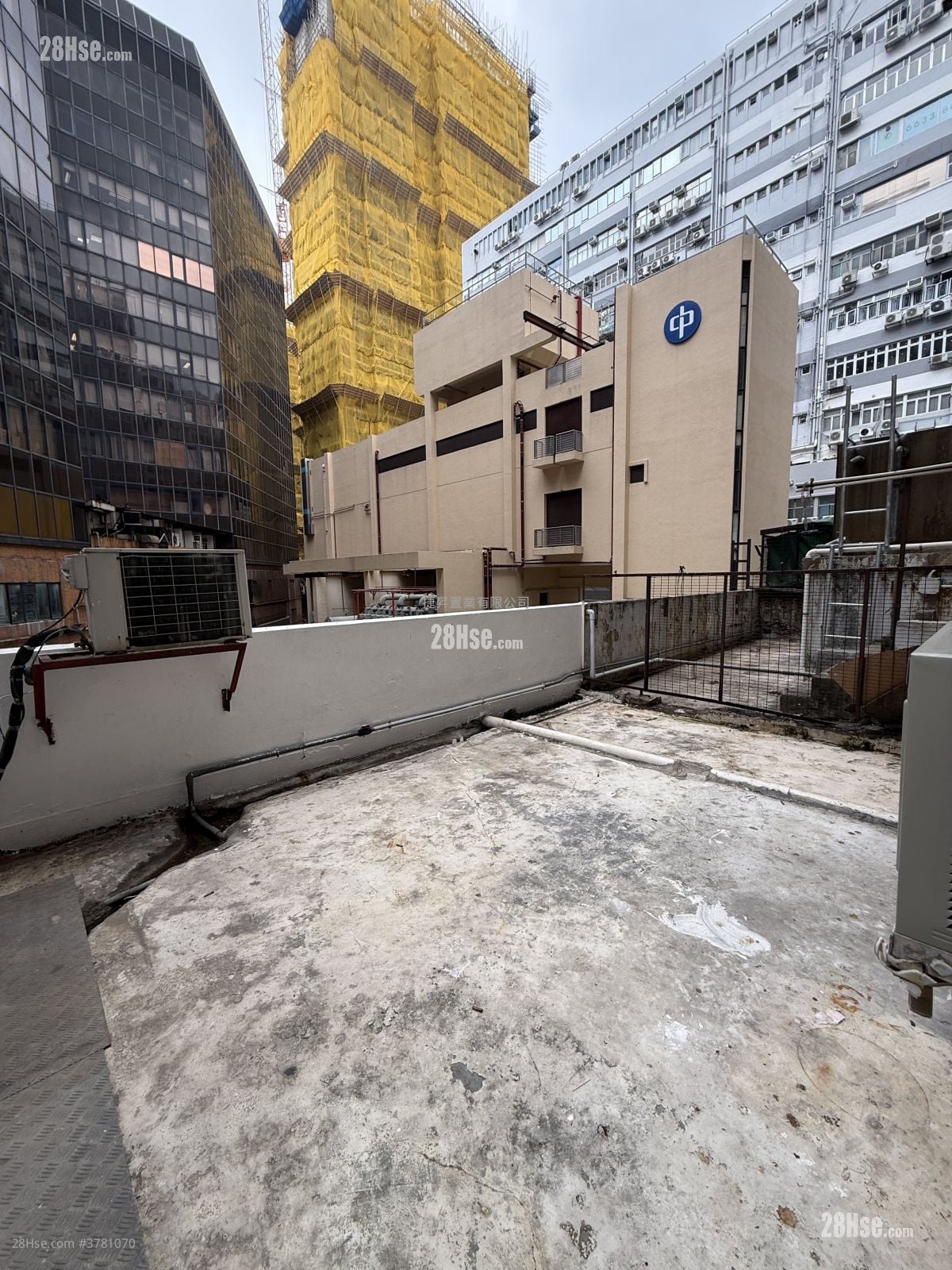 Loong King Mansion Rental 2 Bedrooms , 1 Bathroom 312 ft²