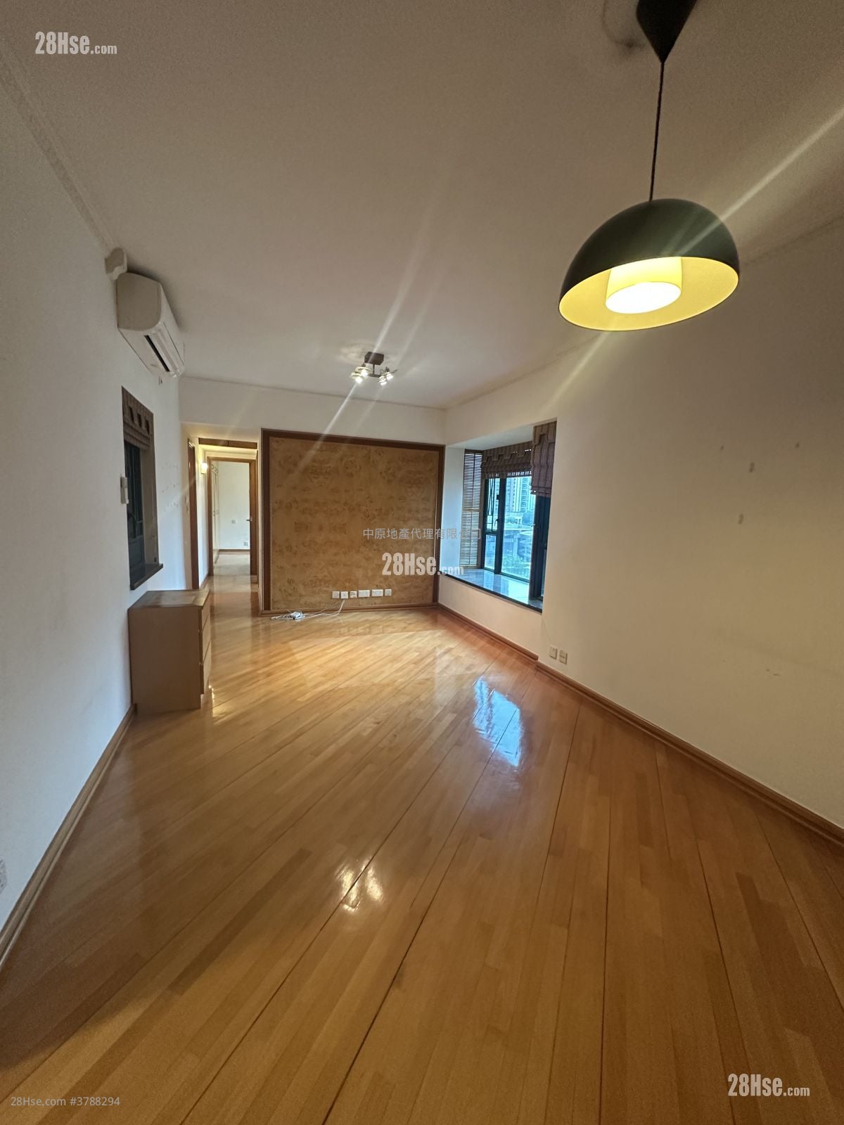 灏景湾 售盘 3 房 , 2 浴室 684 平方尺