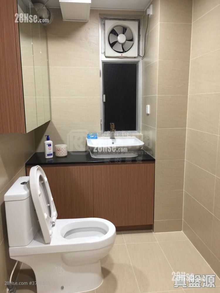 雪芹楼 租盘 3 房 , 2 浴室 1,206 平方尺