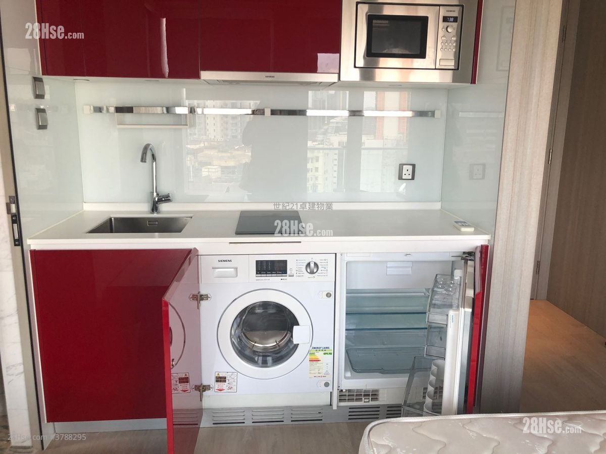 Parkes Residence Sell 1 Bathroom 231 ft²