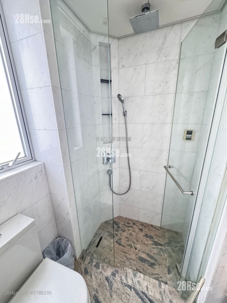 Parkes Residence Sell 1 Bathroom 231 ft²