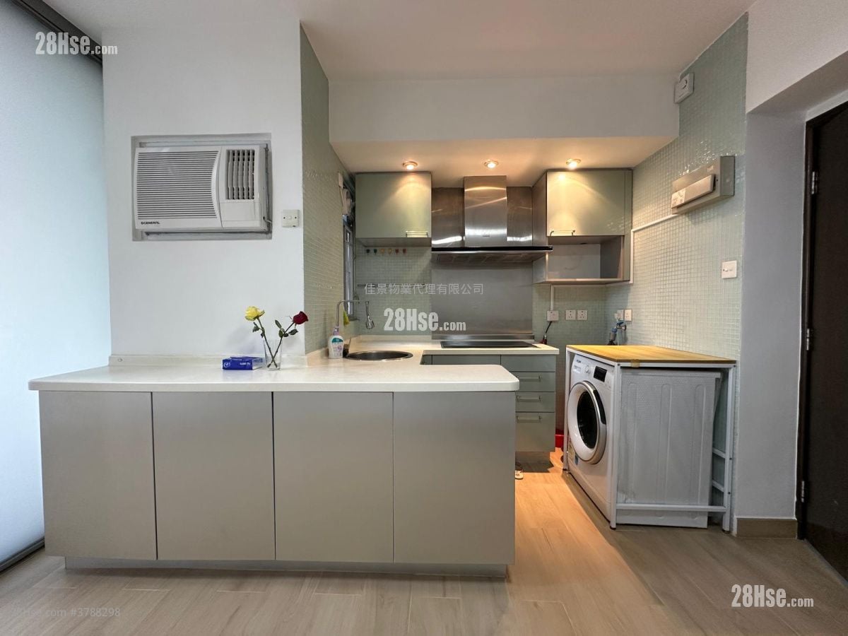 海怡花园 售盘 2 房 , 1 浴室 437 平方尺