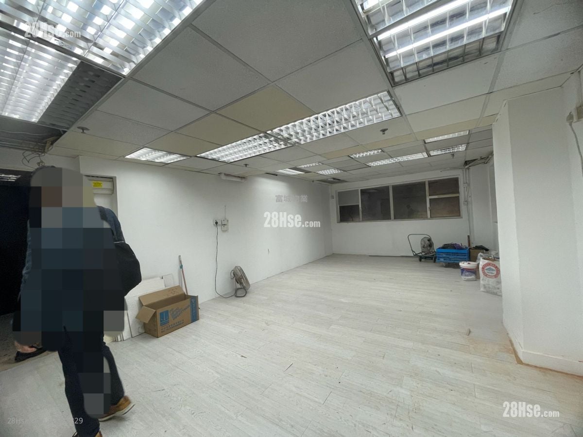 Pak Lok Bldg Rental Studio 850 ft²